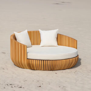 Round Daybed Handcrafted From Solid Oak Wood